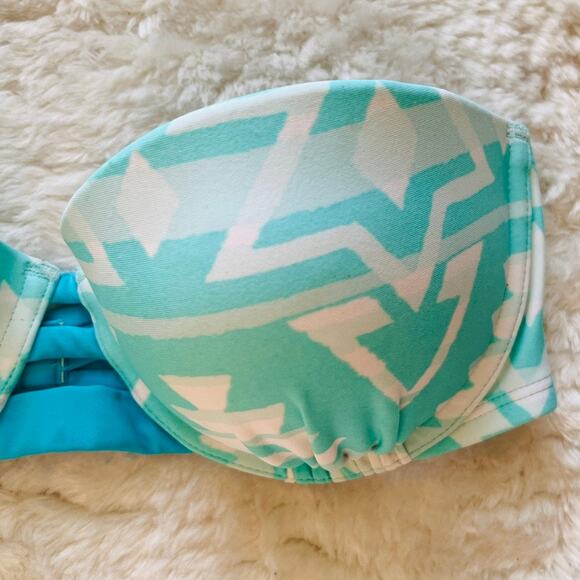 Aerie | Strapless Boho Light Blue and White Aztec Print Bikini Top | Size 34B - Picture 3 of 13